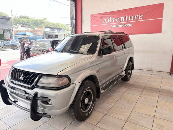 MITSUBISHI PAJERO SPORT 3.0 GLS 4X2 V6 181CV GASOLINA 4P AUTOMÁTICO